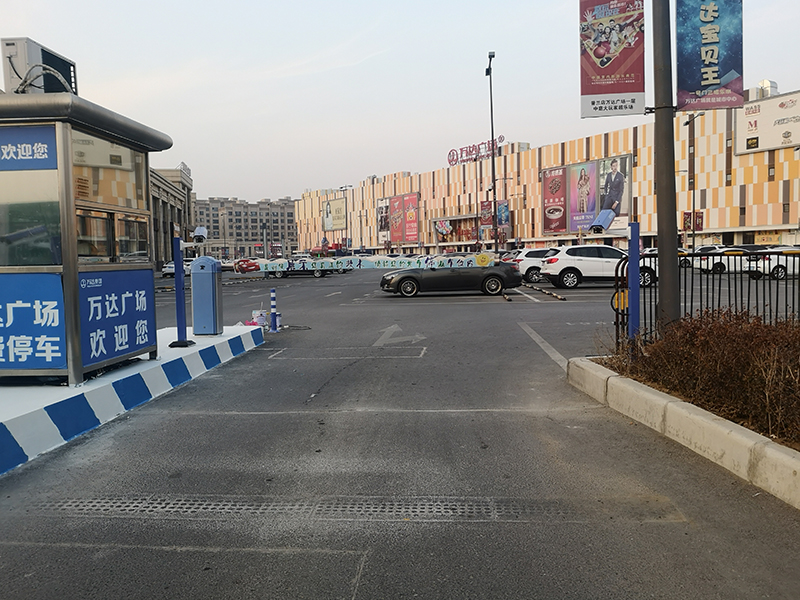 大连道闸,大连车牌识别系统,大连停车场系统
